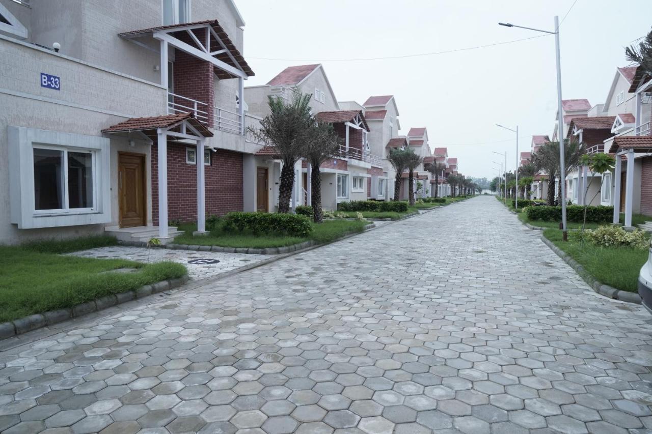 Madhav Kuteer B- 34 Vrindavan Vrindāvan Exterior foto
